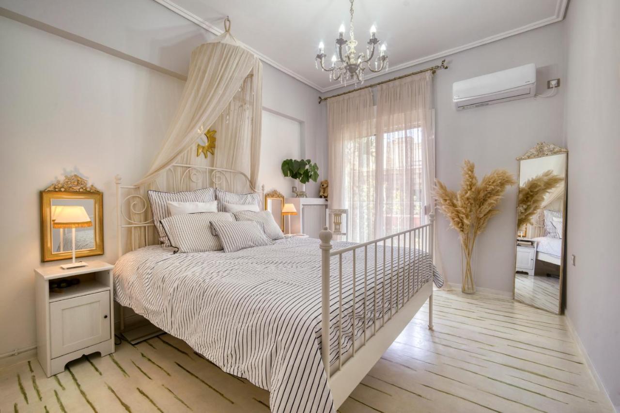 Luxury Apartments Zeas Пірей Екстер'єр фото