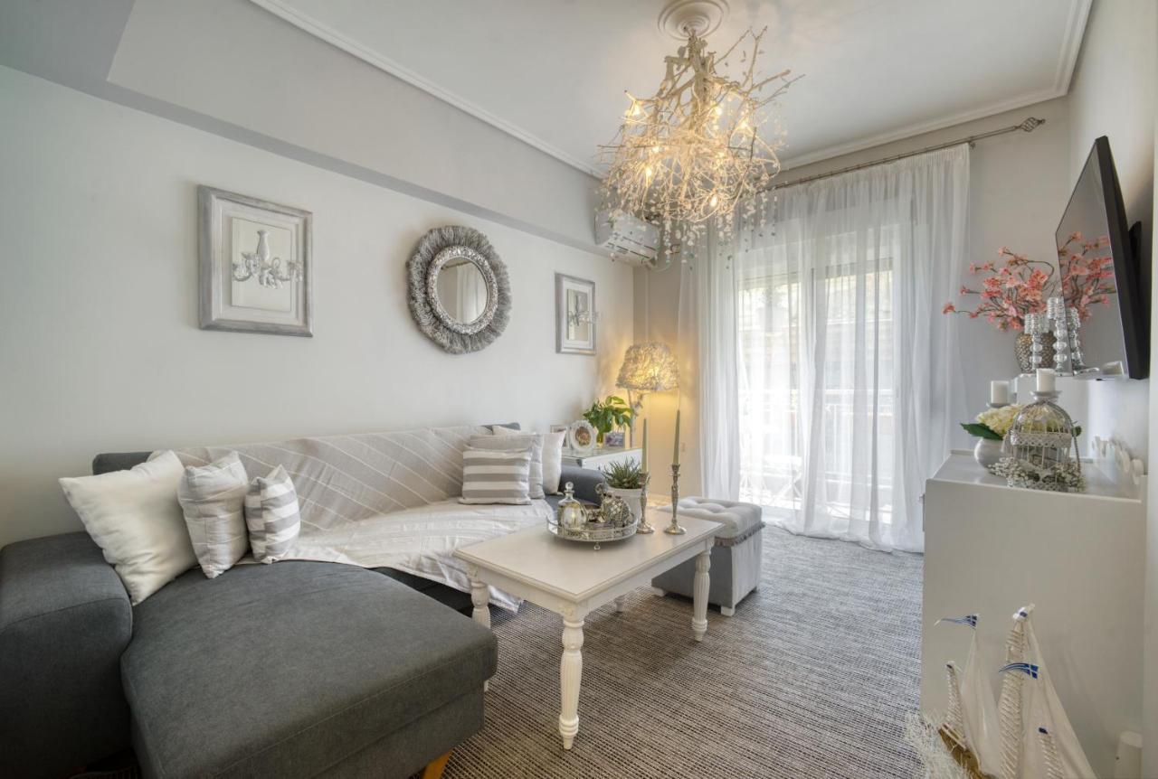 Luxury Apartments Zeas Пірей Екстер'єр фото