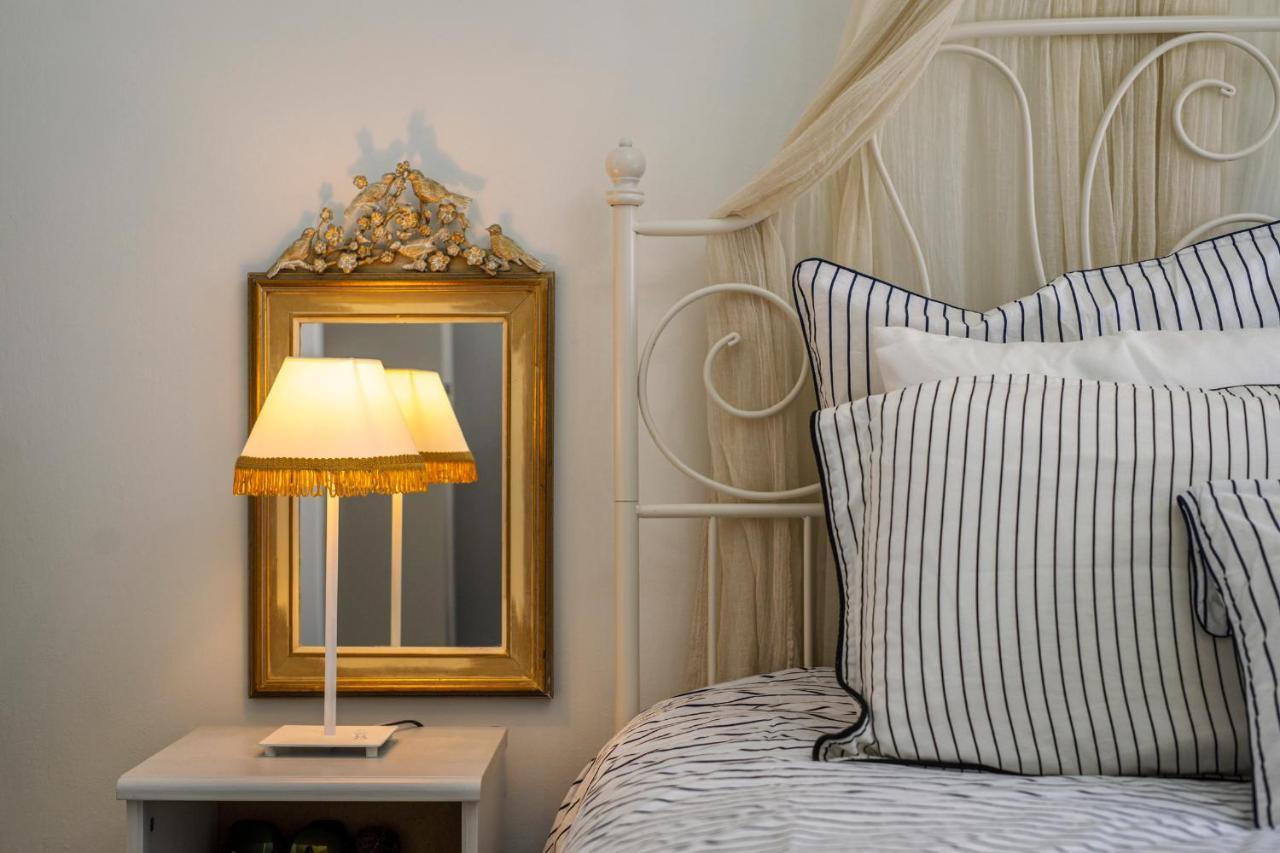 Luxury Apartments Zeas Пірей Екстер'єр фото