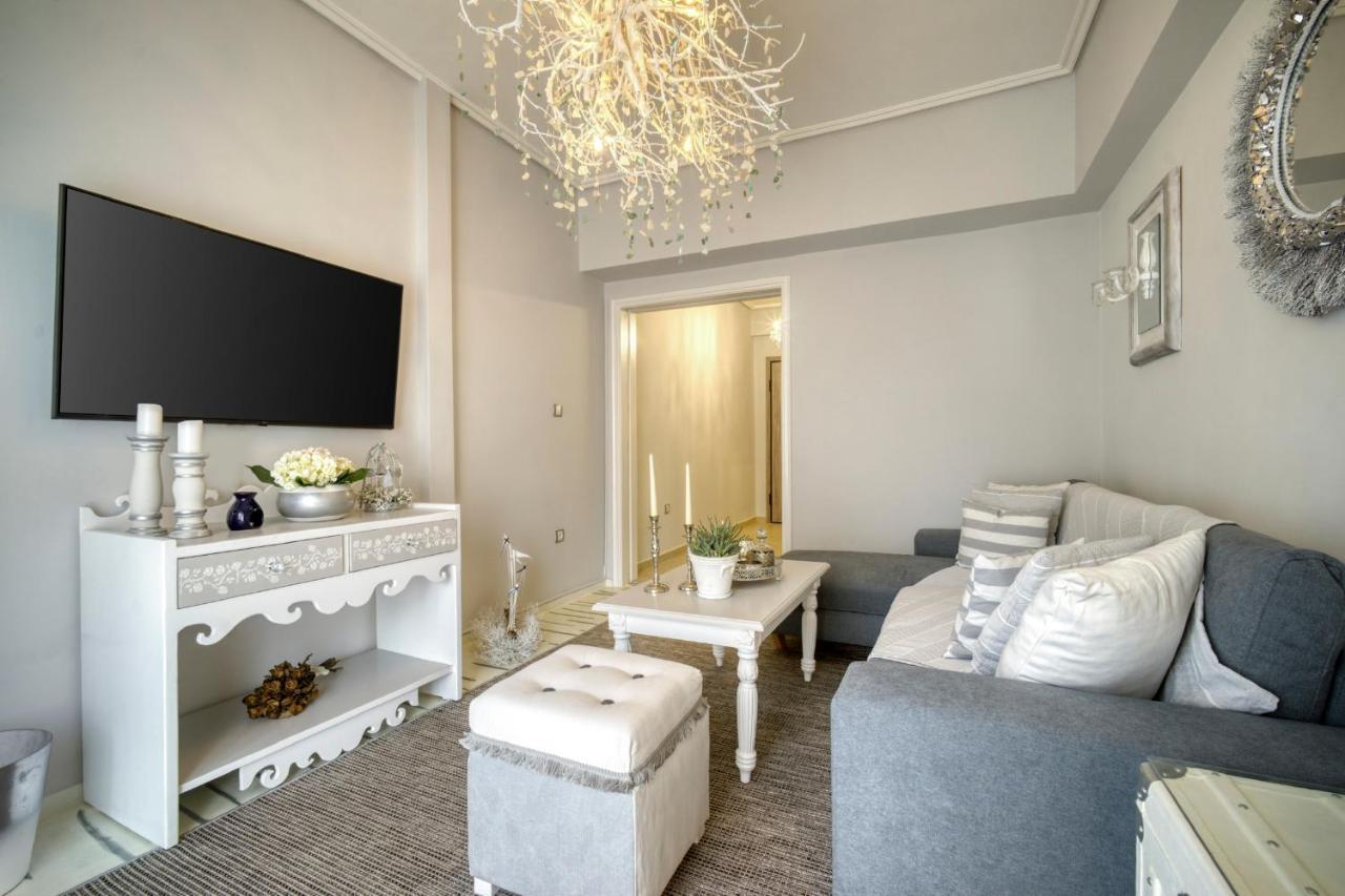 Luxury Apartments Zeas Пірей Екстер'єр фото