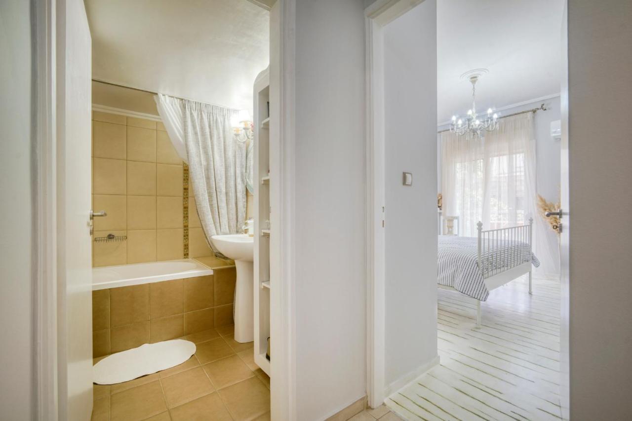 Luxury Apartments Zeas Пірей Екстер'єр фото